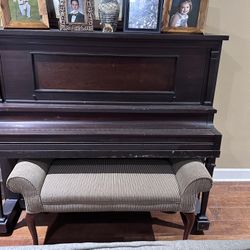 Antique Piano