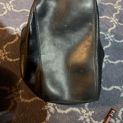 St John's Bay Genuine Leather Bag Satchel Purse