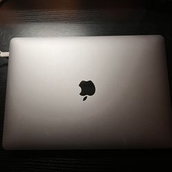 2019 MacBook Pro 13” Touchbar 