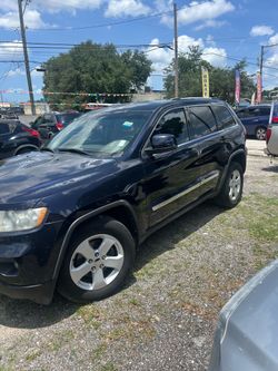 2011 Jeep Laredo