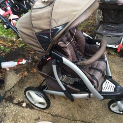 Nice Graco jogging stroller only $90 firm