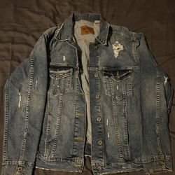 Denizen Levi’s Distressed Jean Jacket