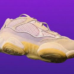 ORTHOLITE YEEZY BY ADIDAS,  MAN SIZE: 6. 
PREMIUM  SUEDE LEATHER + MASH. ADIPRENE SOLE.  PERFECT FOR CASUAL WEAR.