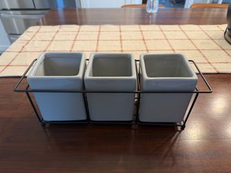 3-Piece White Ceramic  Set with Metal Rack
