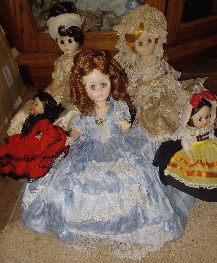 Vintage Madame Alexander Doll Bundle