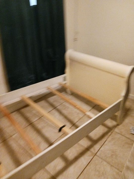 Twin Frame Bed