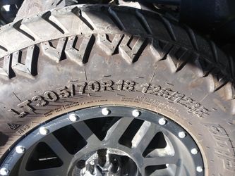Tengo 4 rines 305 70 r18 gmc. Silverado. Sierra. Tahoe. Yukon. Denali. Suburban