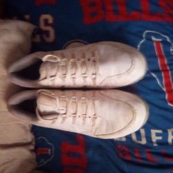 Size 10 Cleats Color White