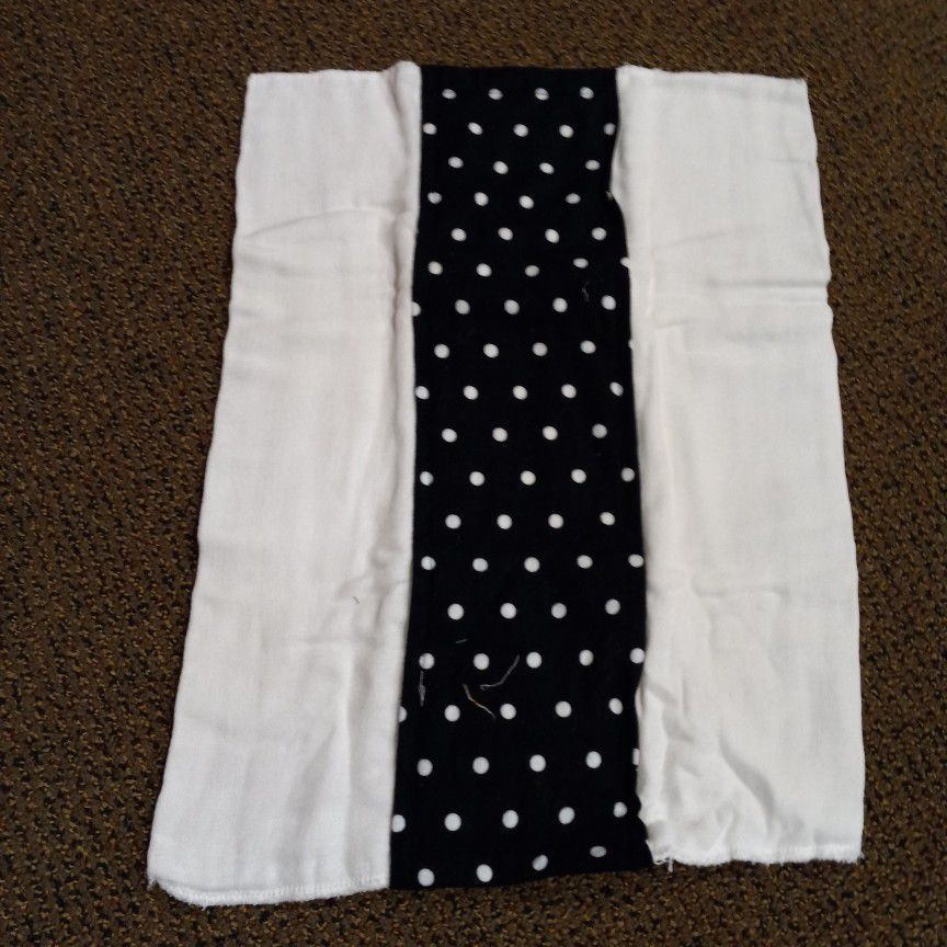 Black And White Polka Dot Handmade Burp Cloth