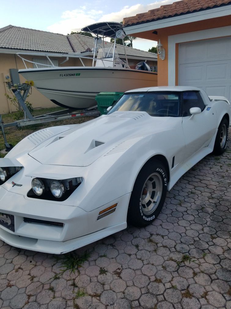 1981 Chevy Corvette. $15000. OBO power wd,lk,seats,tilt telescopic steering wheel. Glass t-tops and fiberglass tops. Brand new tires