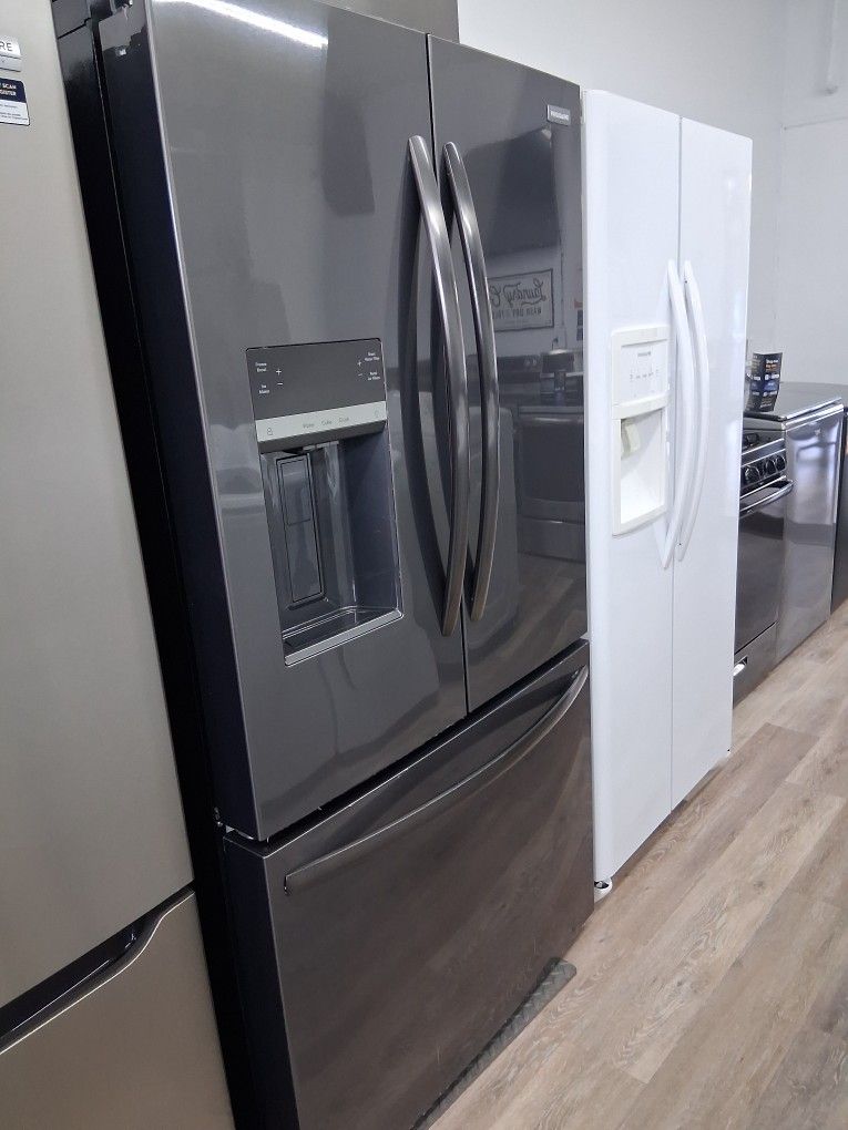 Brand New Open Box Black Steel Frigidaire French Door Fridge ! 1 YEAR Manufactures Warranty Included π₯ $1200