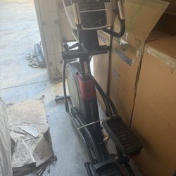 Nordic Track Elliptical Machine 