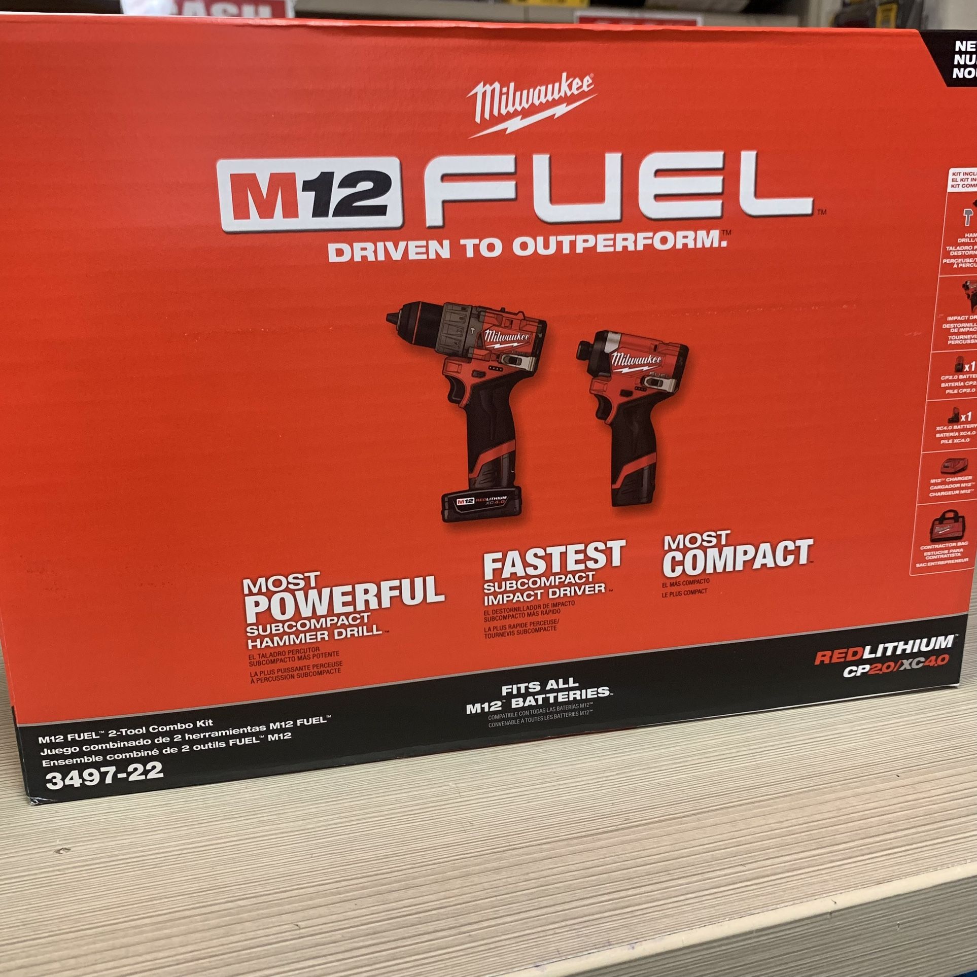 Milwaukee New Kit Hammer Drill And Impact Fuel m12 Batteries And Charger