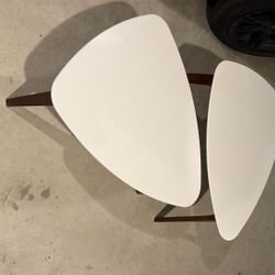Set Of 2 Guitar Pick Style Coffee Tables