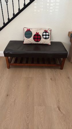 Entry Bench