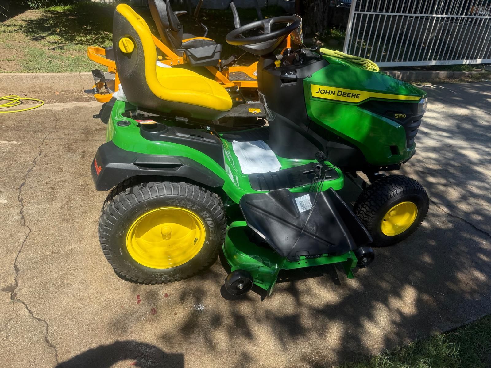John Deere S180 Tractor