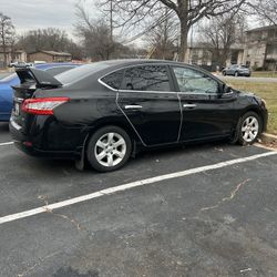 Nissan Sentra 2013  Título Limpio 151 Millas 