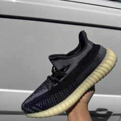 Yeezy 350 Carbon
