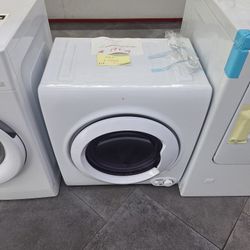 Store Closing /washer/dryer/stove