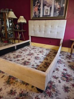 Queen bed frame & Headboard