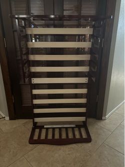 Toddler bed