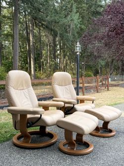 Ekornes Stressless Chair And Ottoman Set Of 2