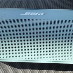 Bose SoundFlex Speaker