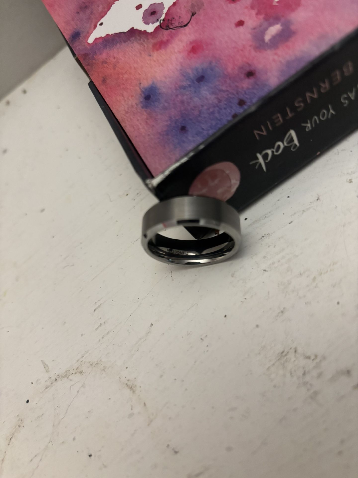 Tungsten Men’s Wedding band Size 10