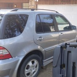 02 Mercedes Benz Ml320 