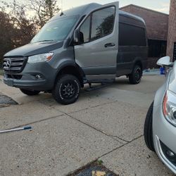 2021 Mercedes-Benz Sprinter 2500