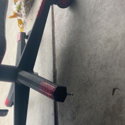 Gaming chair (one missing wheel)