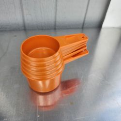 Vintage Tupperware Measuring Cups (Missing The One Cup Measure)