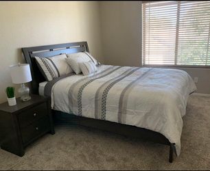 Living spaces bedroom (Chad Grey)