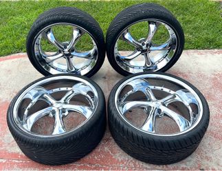 Status Retro S818 Wheels & Tires Set / Front 255/30r22 / Back 295/25rz22 “Like New “