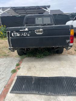 Nissan d21 Caja