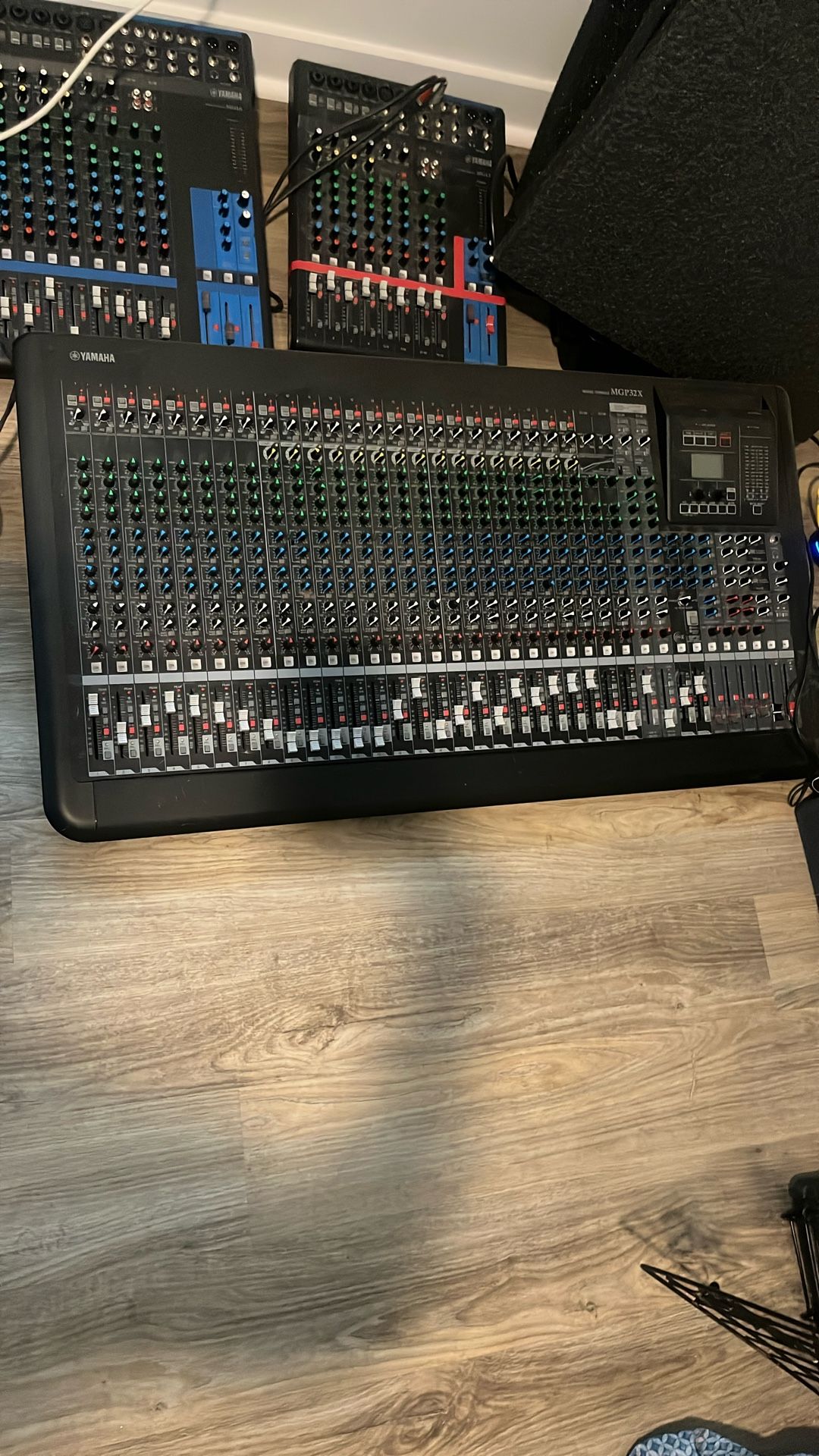 Yamaha MGP 32x Mixer