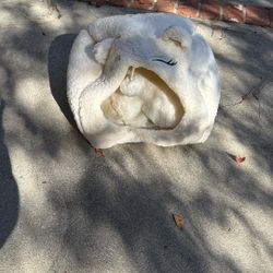 Cozy Pet Bed for cat Must Pick Up Today Or Tomorrow 