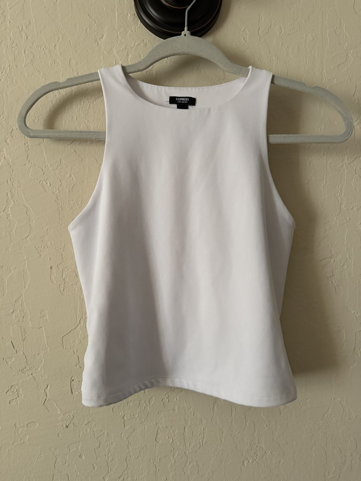 Express body contour tank white