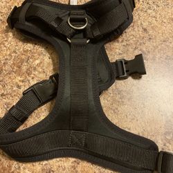 Dog harness (Medium)