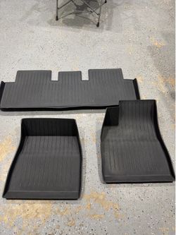 Tesla 3 mats
