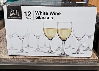 12 Wine Glasses In Box