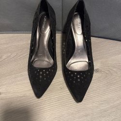 6.5 Womens Black Suede Calvin Klein 2 Inch Heels