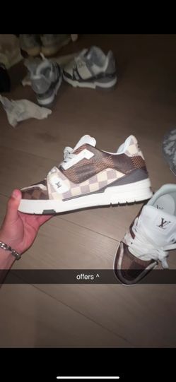 SIZE 9 Never worn LV Trainers