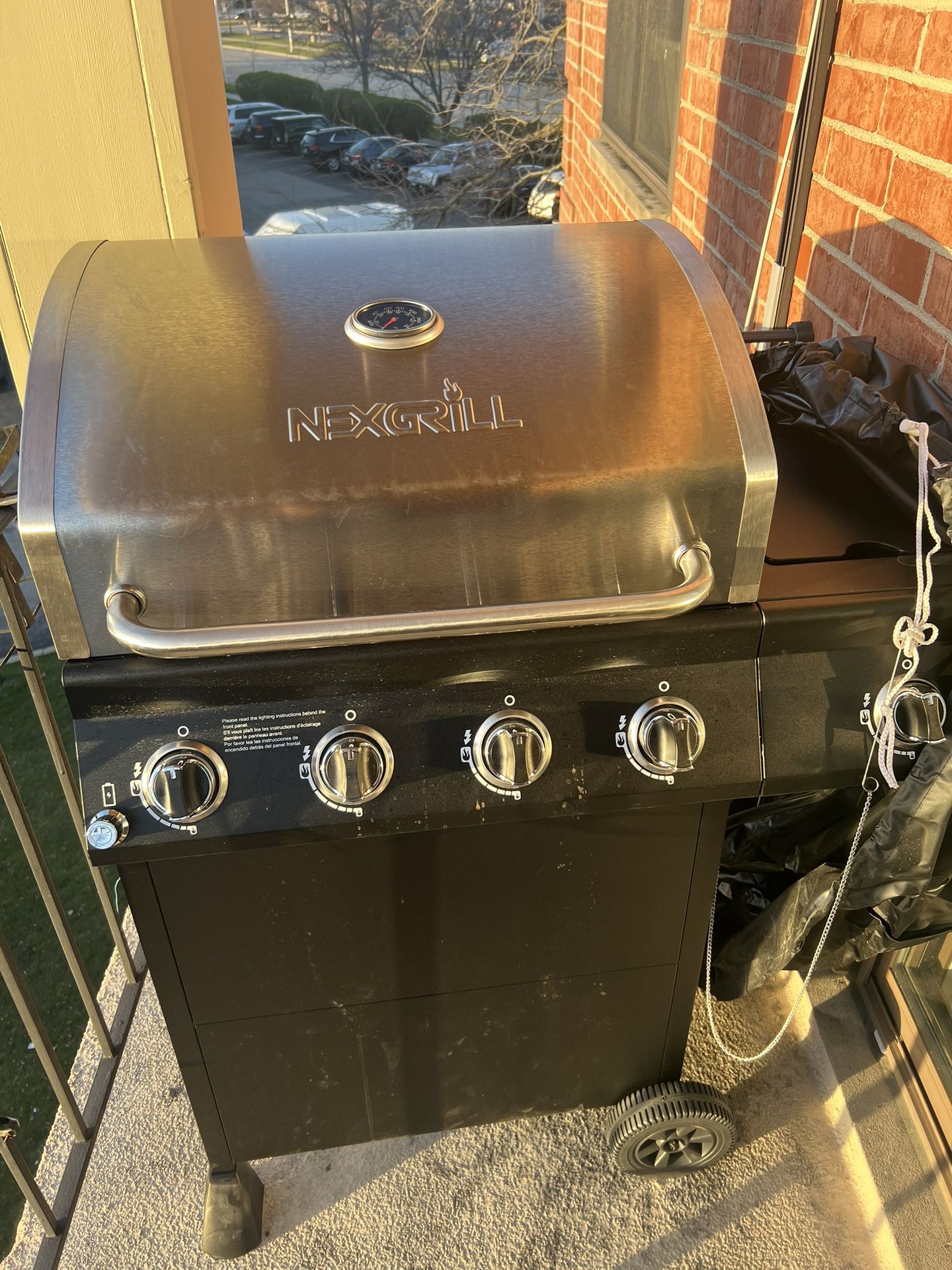 Grill, BBQ, With Gas Ballon