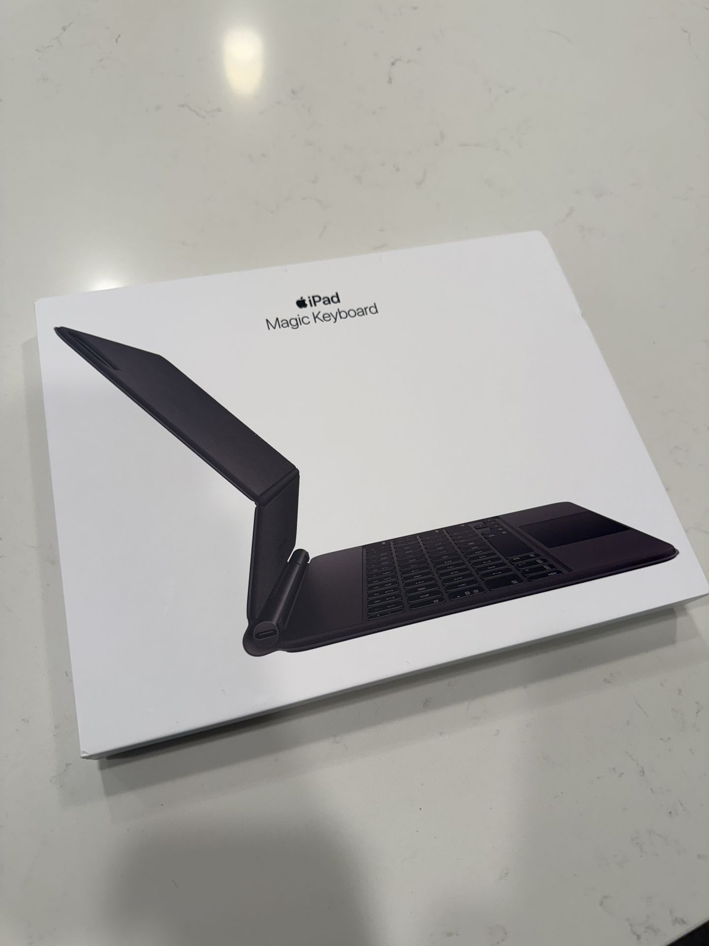 Apple Magic Keyboard: iPad Keyboard Case for iPad Pro 11-inch