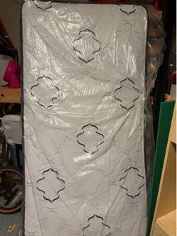 Jubilee Plush Twin Size Innerspring Mattress - New
