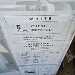 VISSANI 5 CU FREEZER