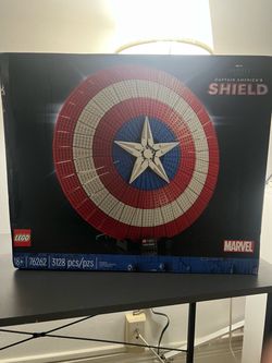 LEGO Marvel Captain America's Shield Set 76262