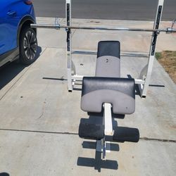 Very Strong Olympic Weight Bench With 7 Ft Olympic Bar