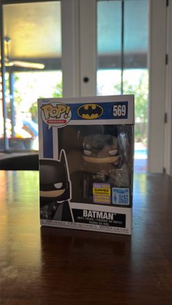 Batman funk pop 569 limited edition mint condition